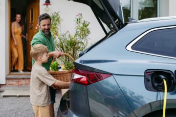 Electric Vehicle Auto Broke